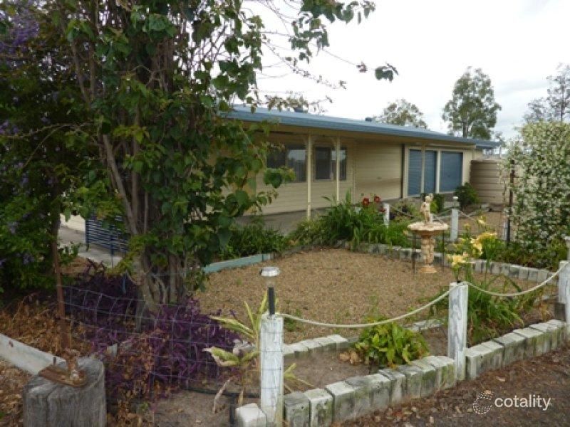 42 Village Rd, Lockrose, QLD 4342