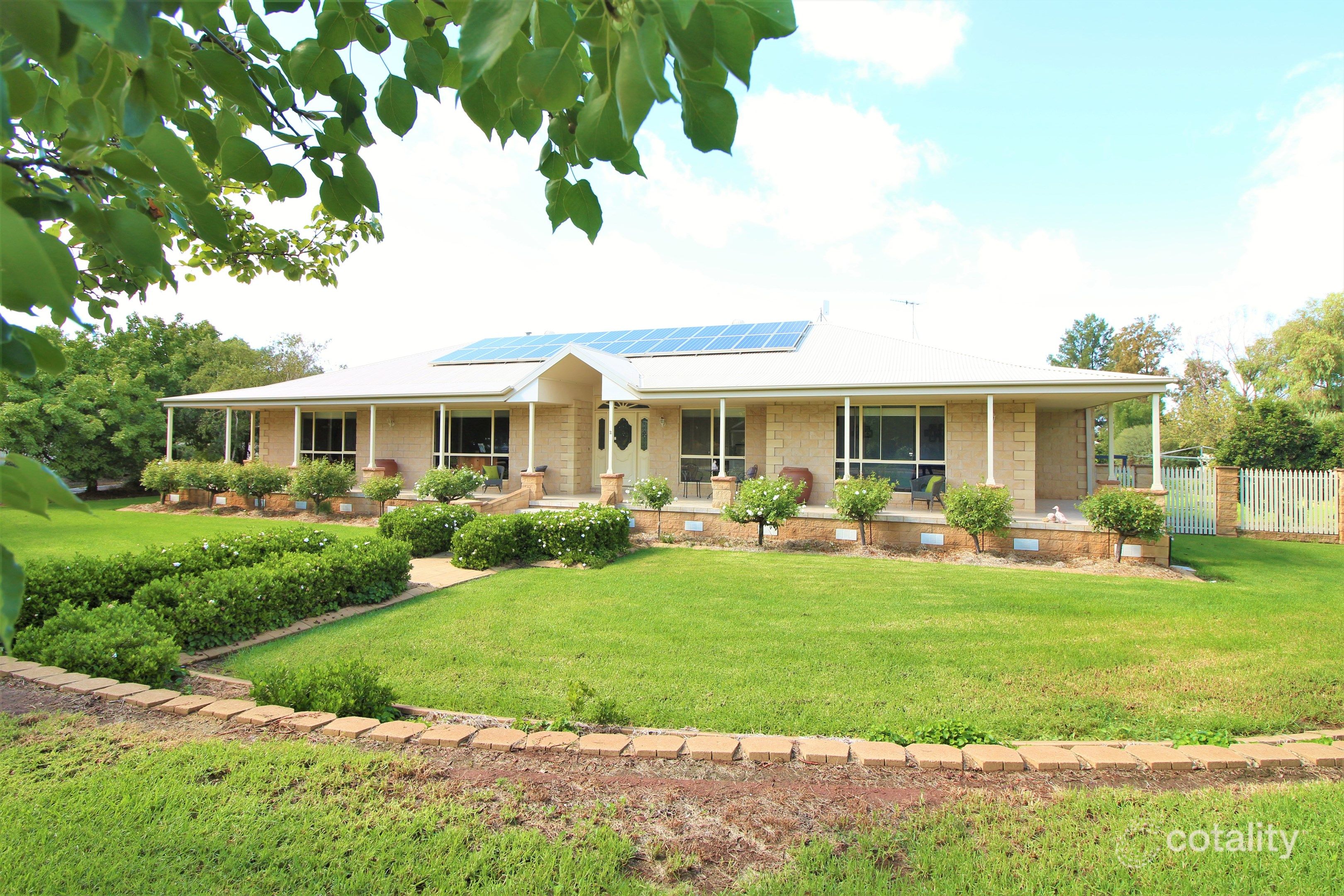 2 Francine Ct, Yoogali, NSW 2680