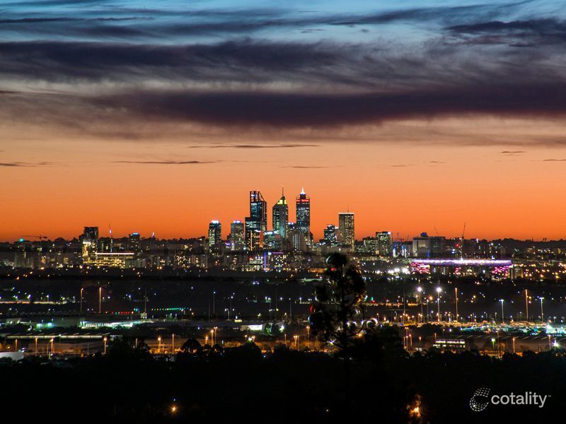 8 Gray Rd, Gooseberry Hill, WA 6076