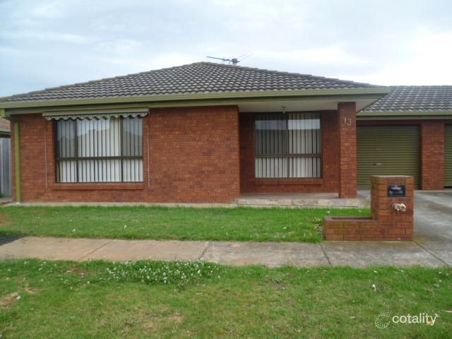 13 Kevington St, Werribee, VIC 3030