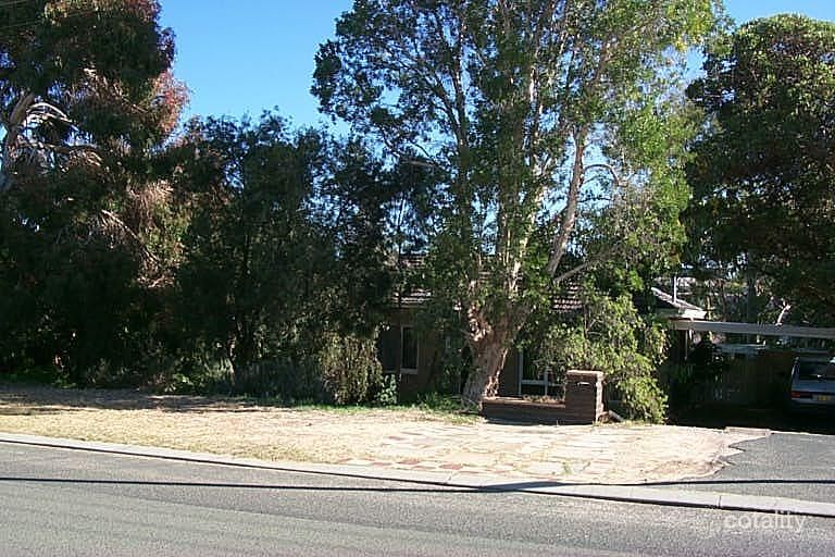 8 Northgate St, Karrinyup, WA 6018