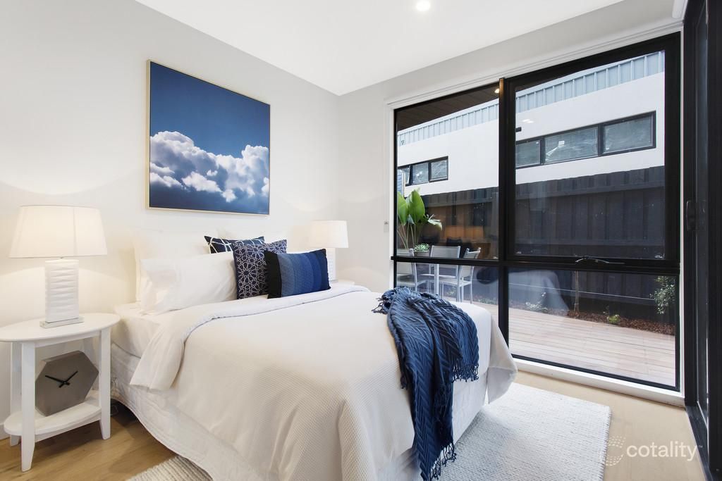 2/25 Truganini Rd, Carnegie, VIC 3163