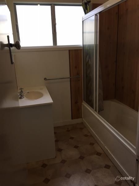 24 Dee St, Biloela, QLD 4715