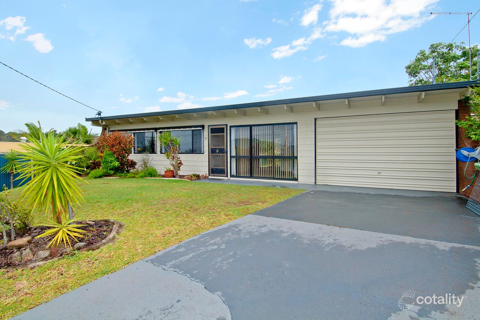 50 Barbaralla Dr, Springwood, QLD 4127
