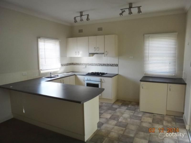 211 Brilliant St, Bathurst, NSW 2795