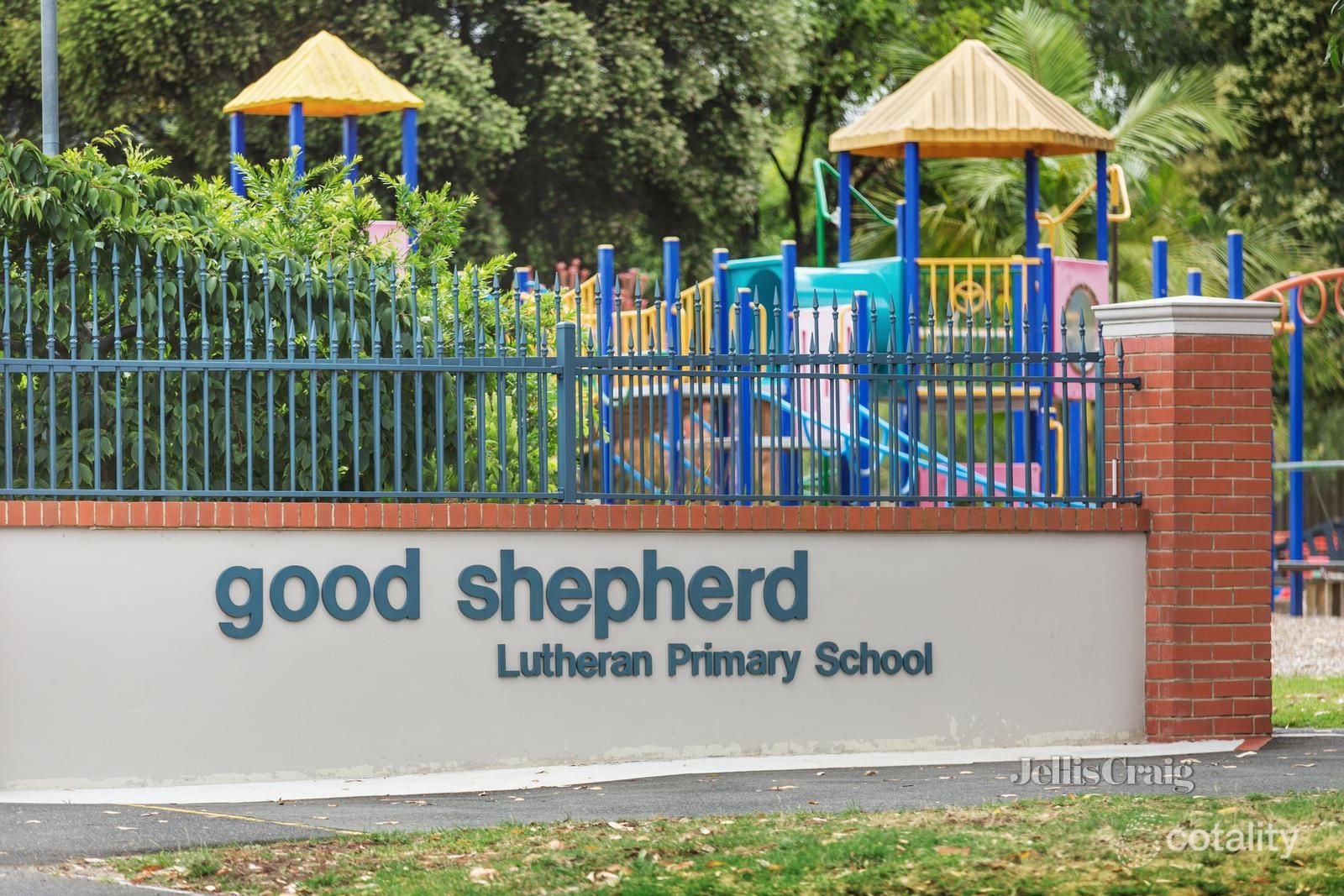 7 Tulip Ct, Warranwood, VIC 3134