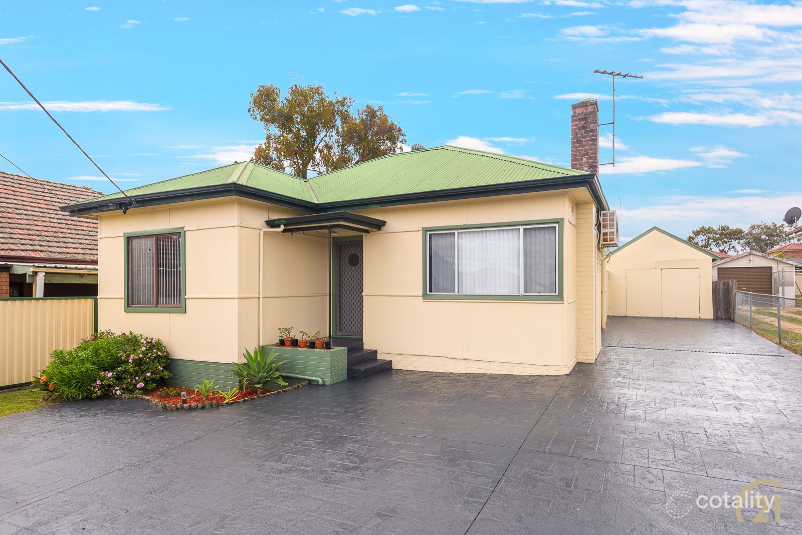 4 Springfield St, Old Guildford, NSW 2161