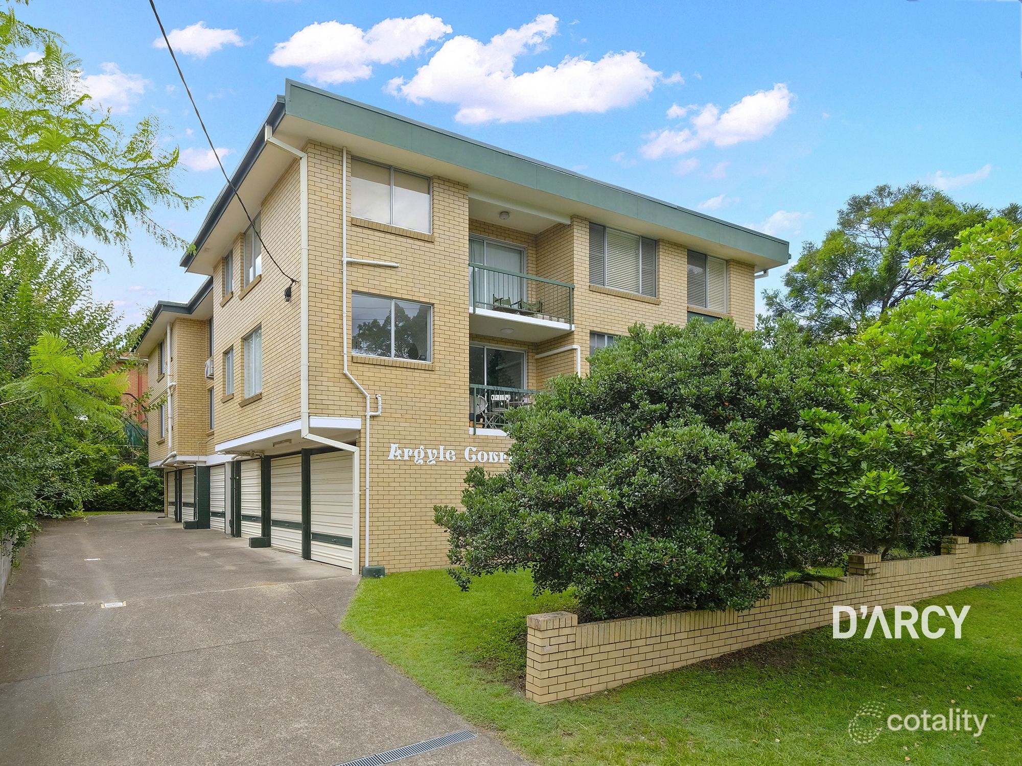 2/5 Gramere Ave, Ashgrove, QLD 4060