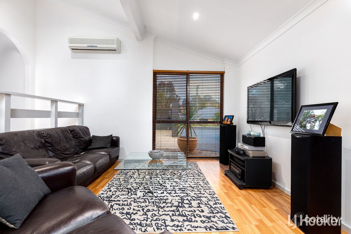 9 Montgomery Rd, South Bunbury, WA 6230