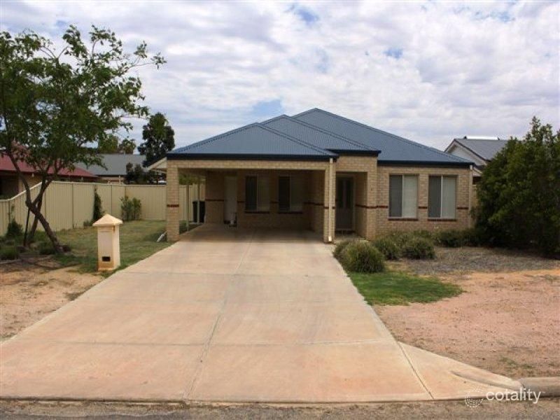 4 Haines St, Merredin, WA 6415