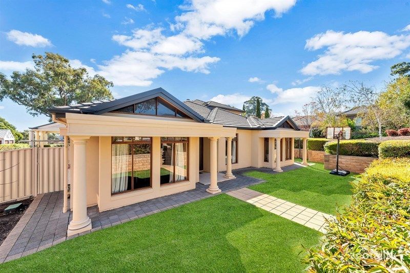 1 Wattlewood Ct, Craigburn Farm, SA 5051