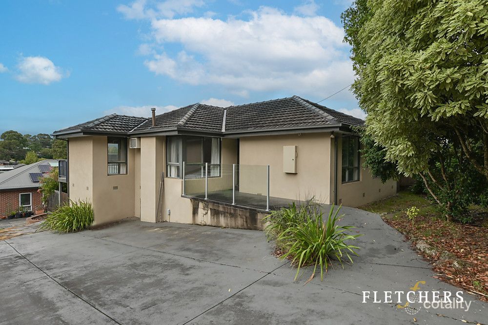 98 Winyard Dr, Mooroolbark, VIC 3138