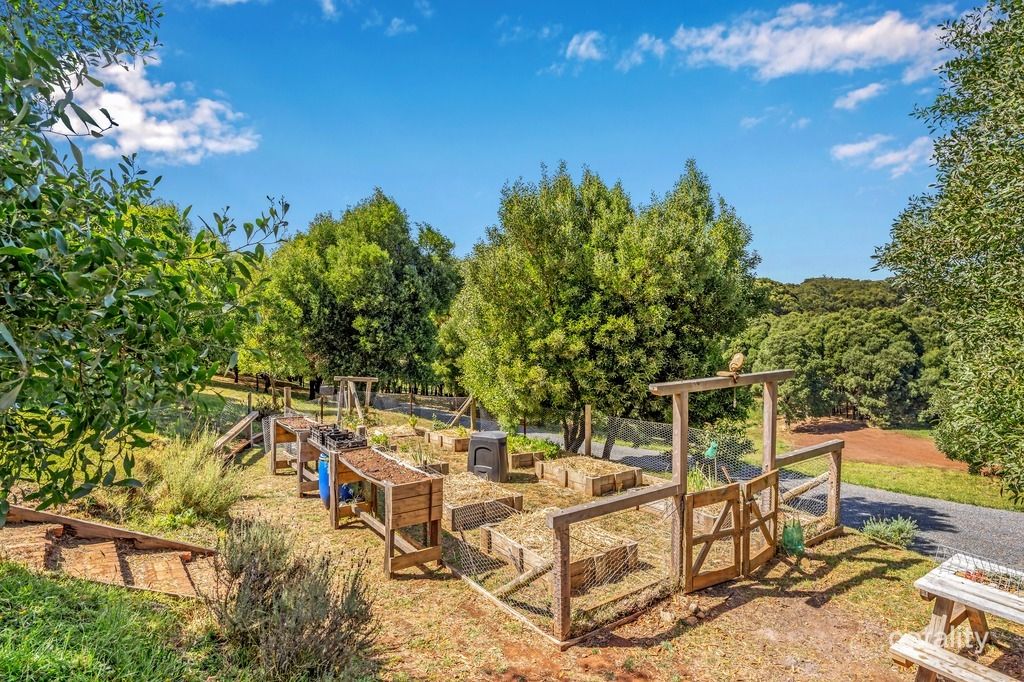 807 Greenhills Rd, Blackwood, VIC 3458