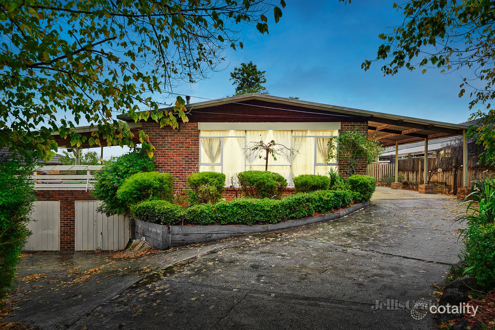 7 Russell Cres, Mount Waverley, VIC 3149