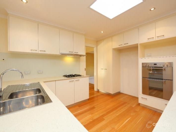 8 Hale Pl, Palmerston, ACT 2913