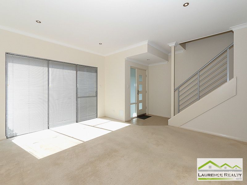 4 Metro Bvd, Clarkson, WA 6030