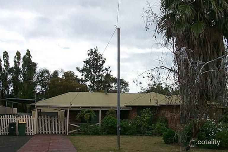 6 Mekong Way, Greenfields, WA 6210