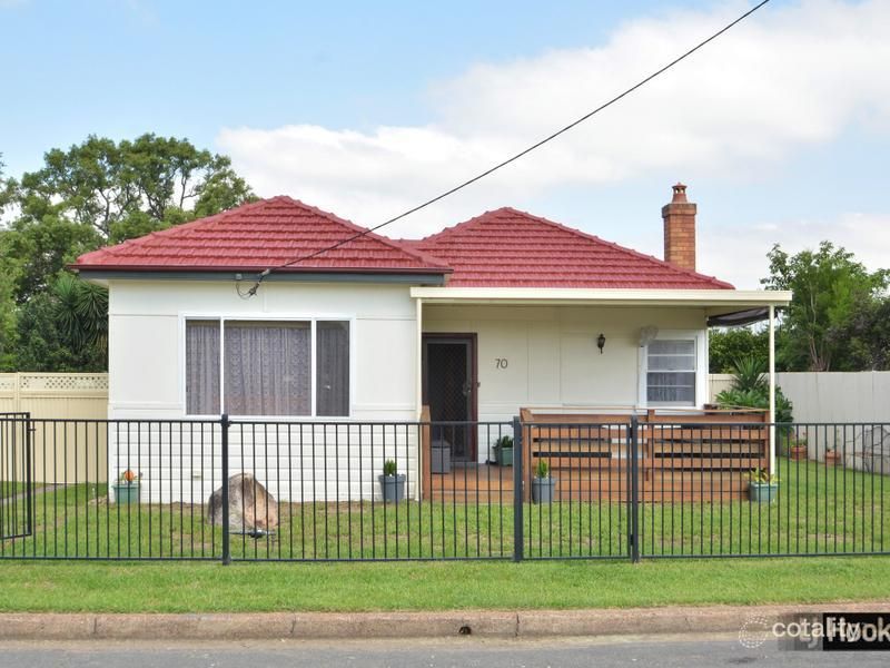 70 Park St, South Maitland, NSW 2320