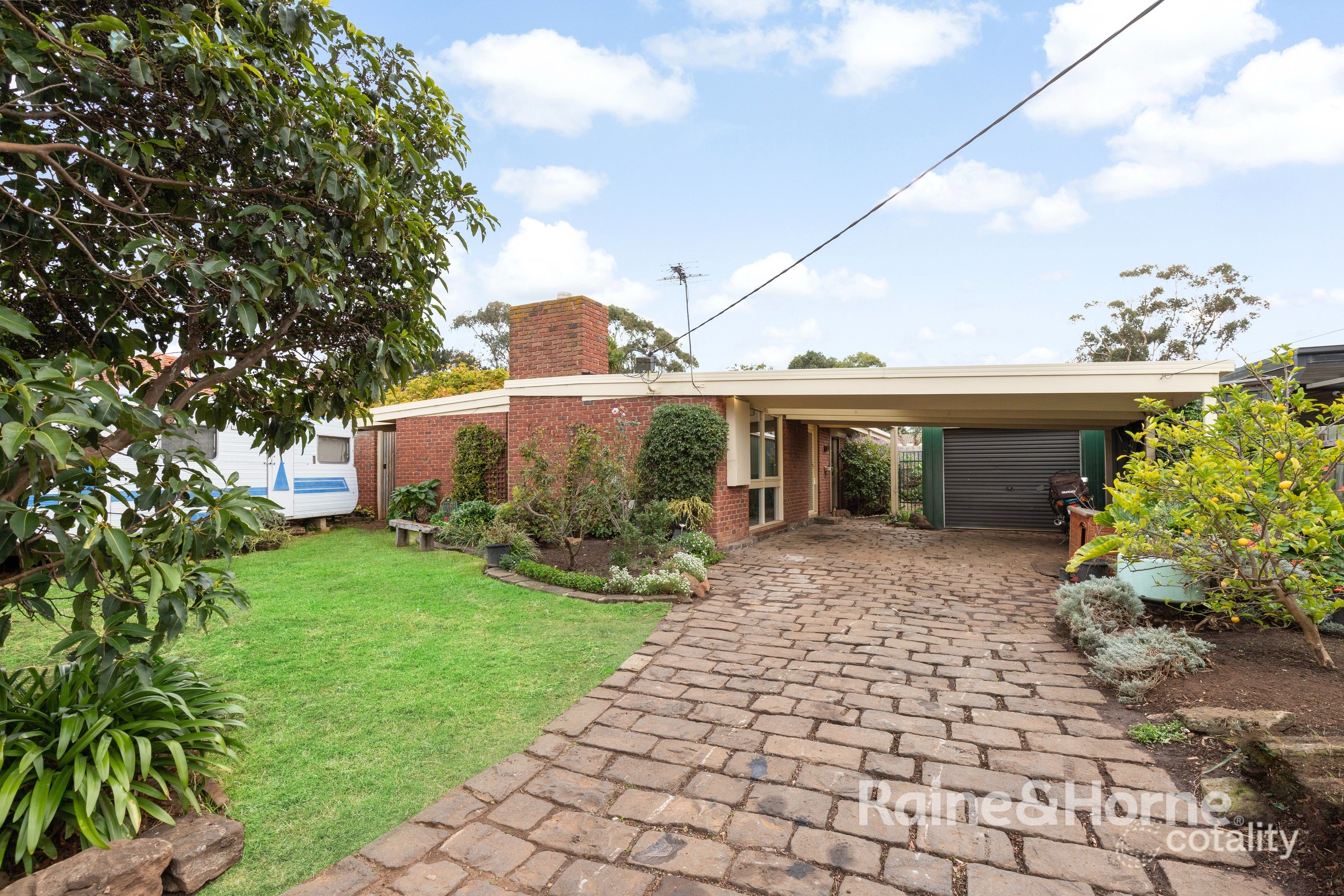 5 Lode Ct, Diggers Rest, VIC 3427