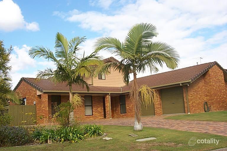 4 Callistemon Ct, Albany Creek, QLD 4035