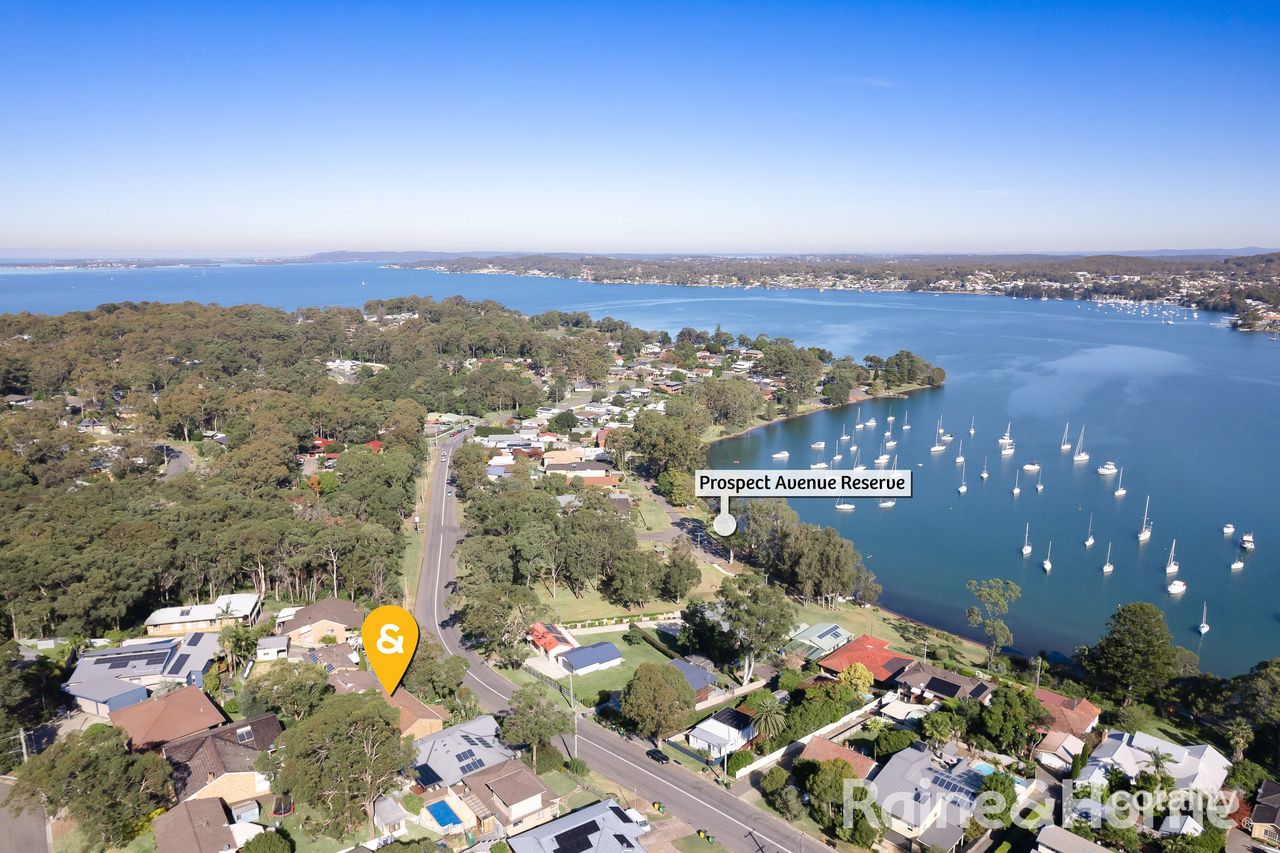 122 Bay Rd, Bolton Point, NSW 2283