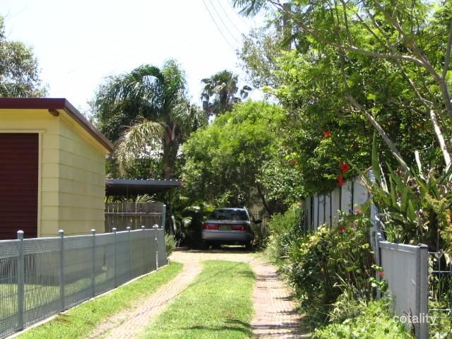 6 Thompson St, Belmont South, NSW 2280