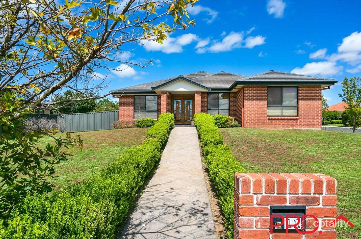 11 Verdelho Dr, North Tamworth, NSW 2340
