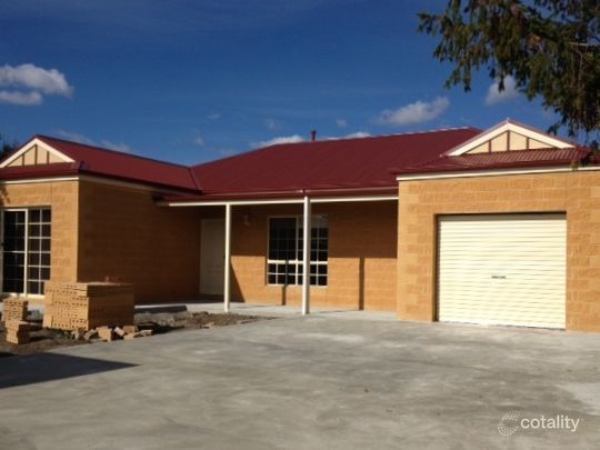 1/28 Lauriston St, Kyneton, VIC 3444