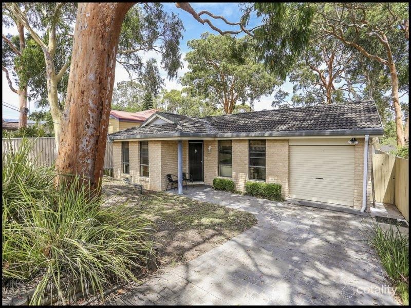 35 Leumeah Ave, Chain Valley Bay, NSW 2259