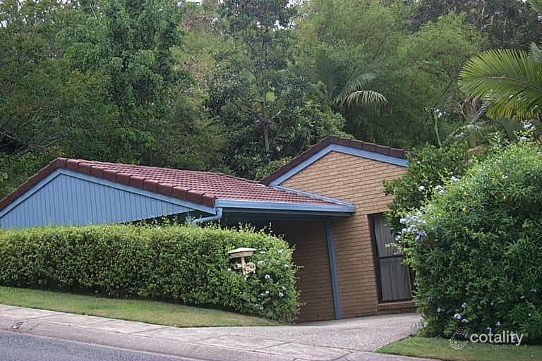 49 Steptoe St, Chapel Hill, QLD 4069