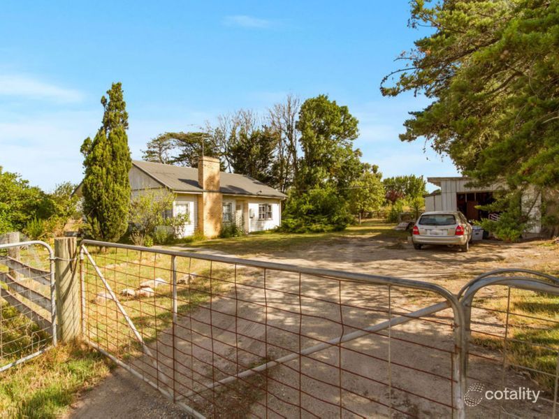 25 Mont Albert Rd, Garfield, VIC 3814