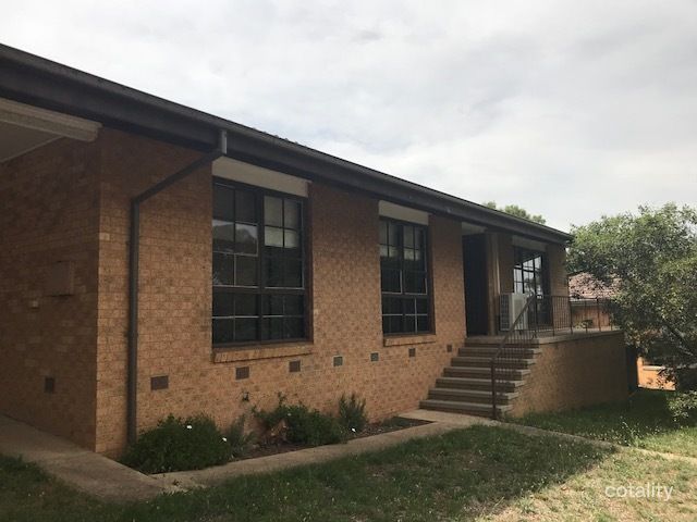 18 Magrath Cres, Spence, ACT 2615