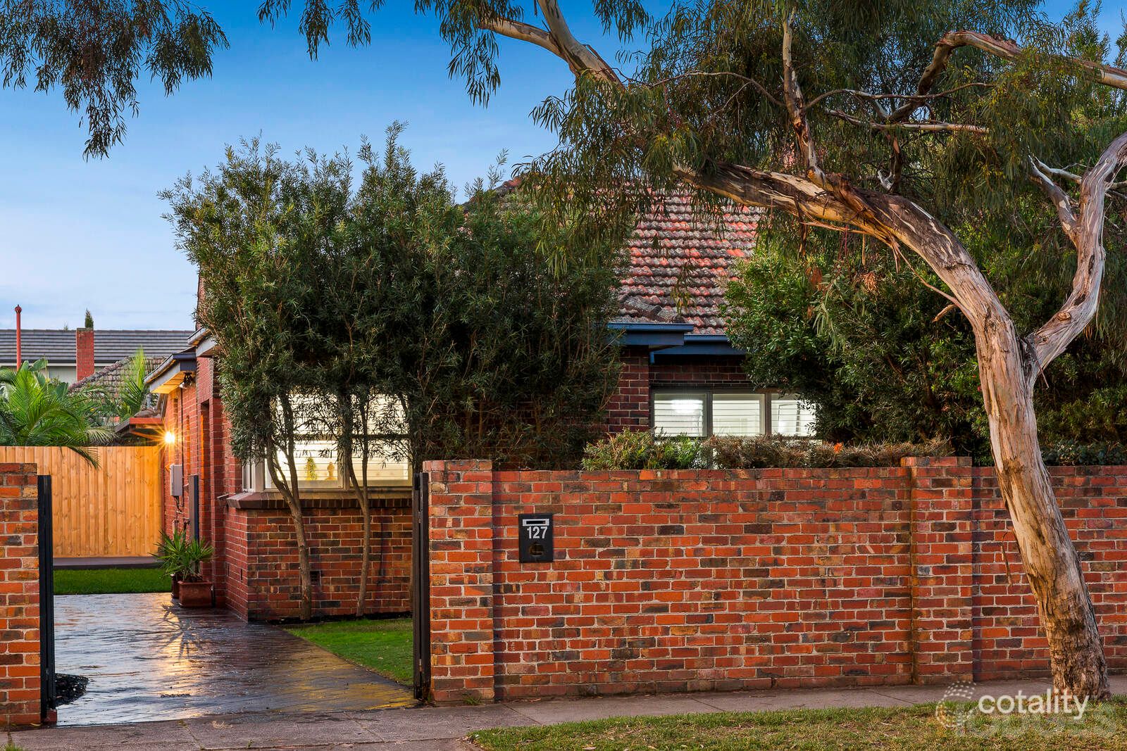 127 Bay Rd, Sandringham, VIC 3191