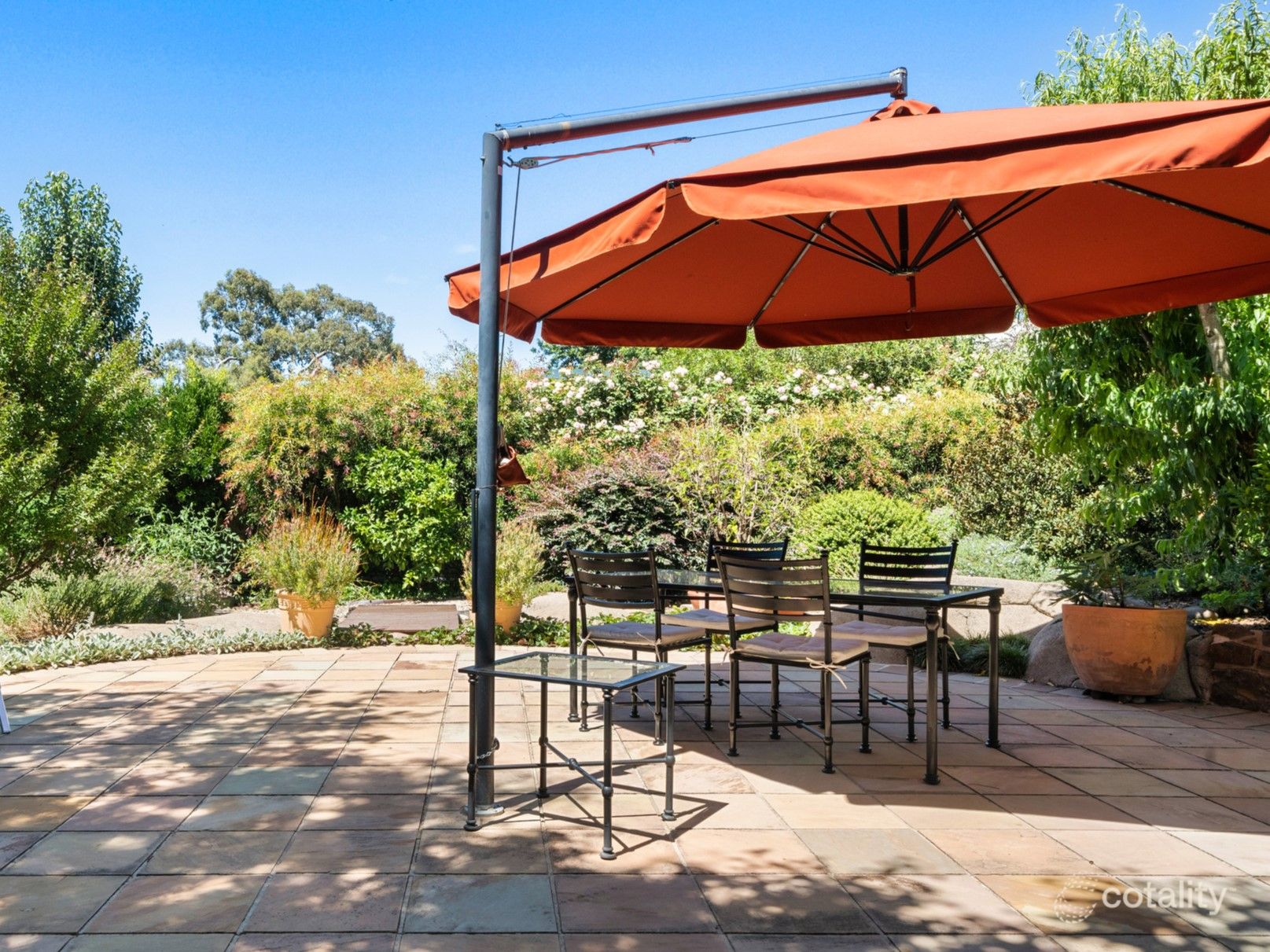 40 Somerset Cres, Mansfield, VIC 3722