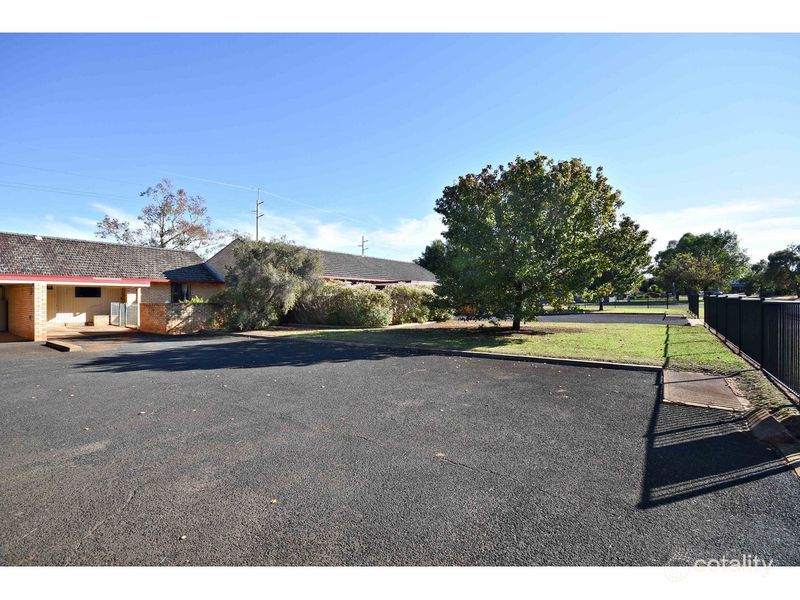 4/10 Sturt Cir, Dubbo, NSW 2830