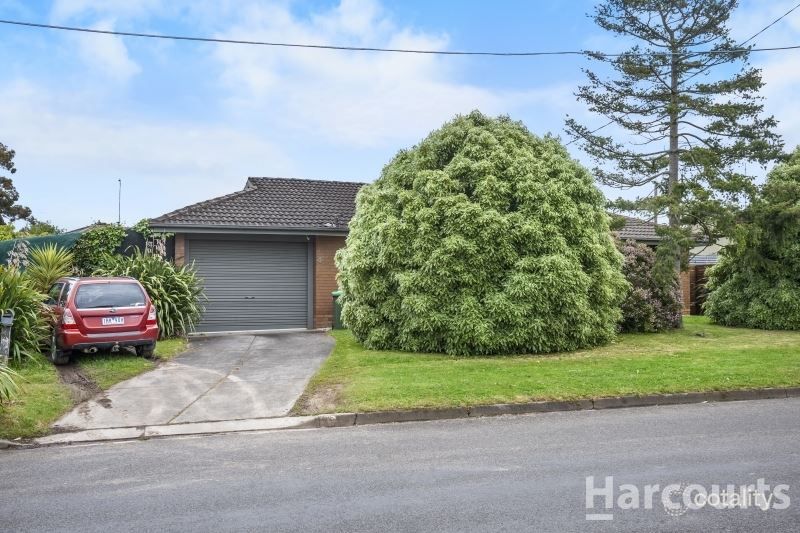 4 Regency Dr, Mount Clear, VIC 3350