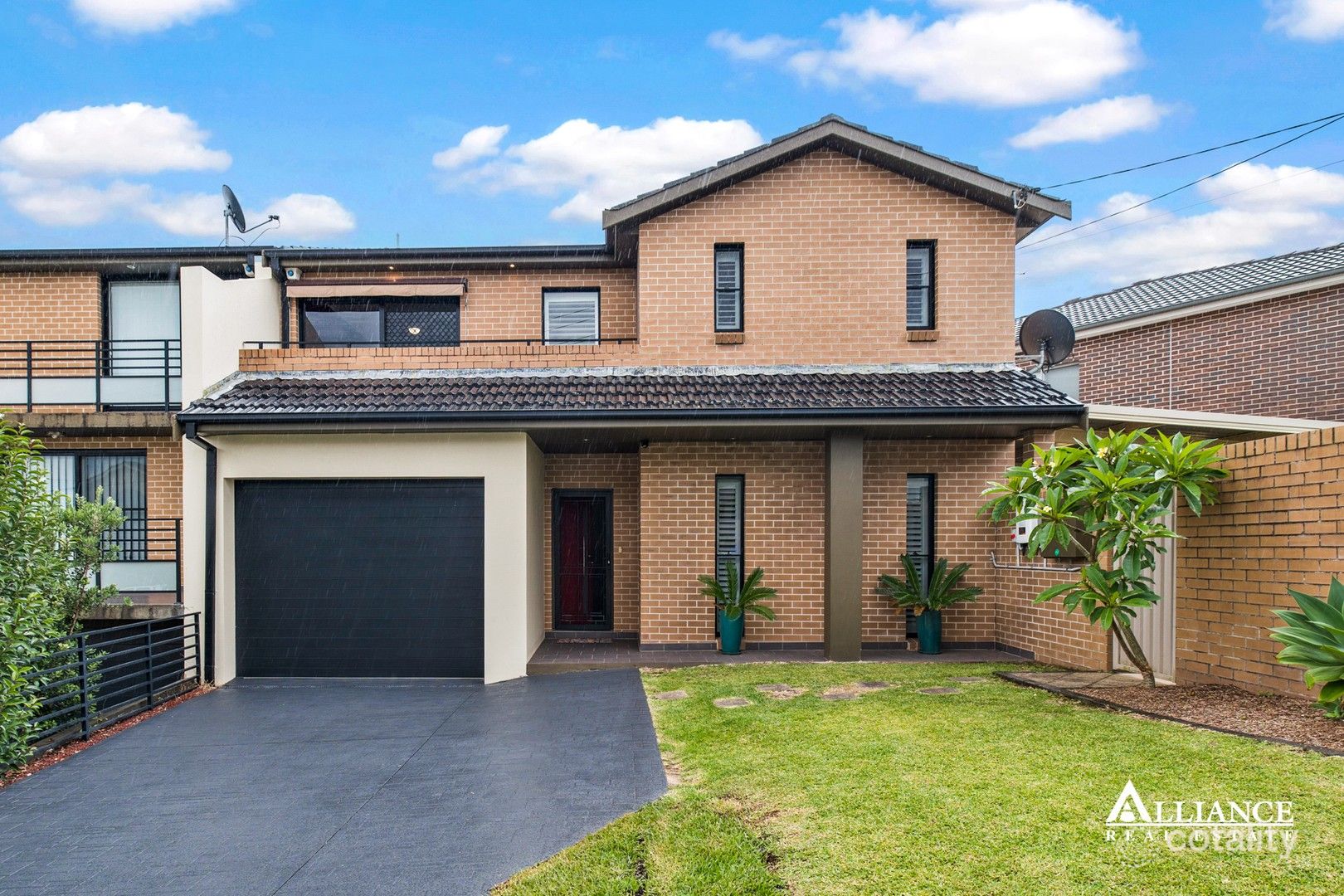 2 Steele Ave, Revesby Heights, NSW 2212
