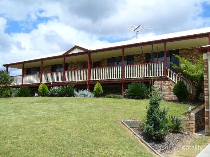 2 Kurrajong Ct, Beerwah, QLD 4519