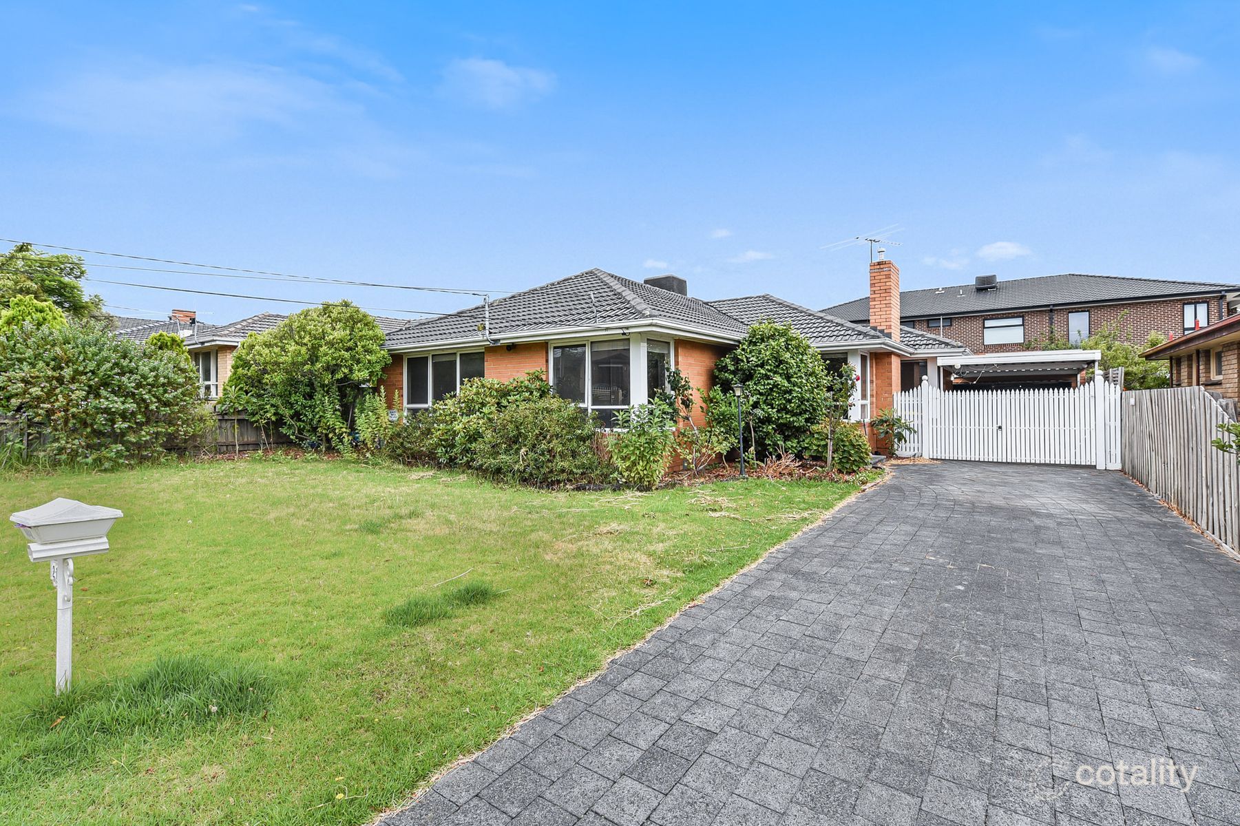 21 Glenthorne Dr, Keysborough, VIC 3173