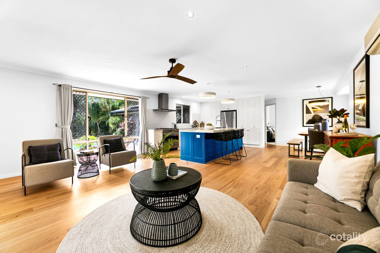 5 Whiteash Rd, Bonogin, QLD 4213