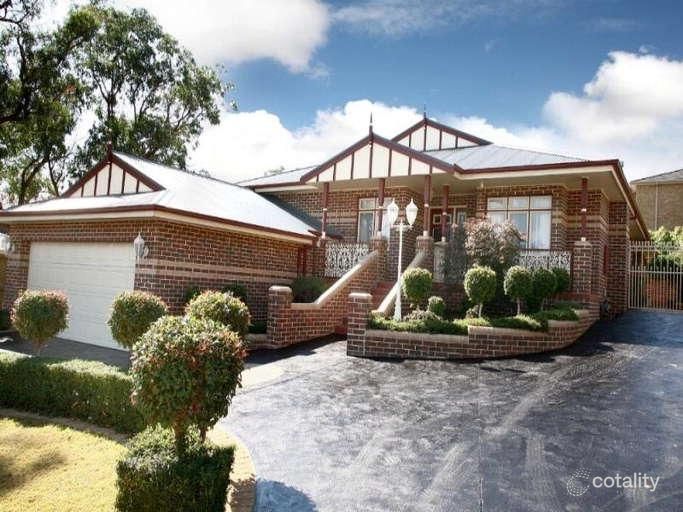 8 Grenfell Pl, Lysterfield, VIC 3156