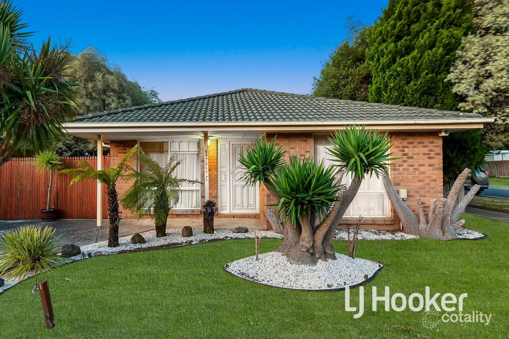 1 Pirita Pl, Cranbourne West, VIC 3977