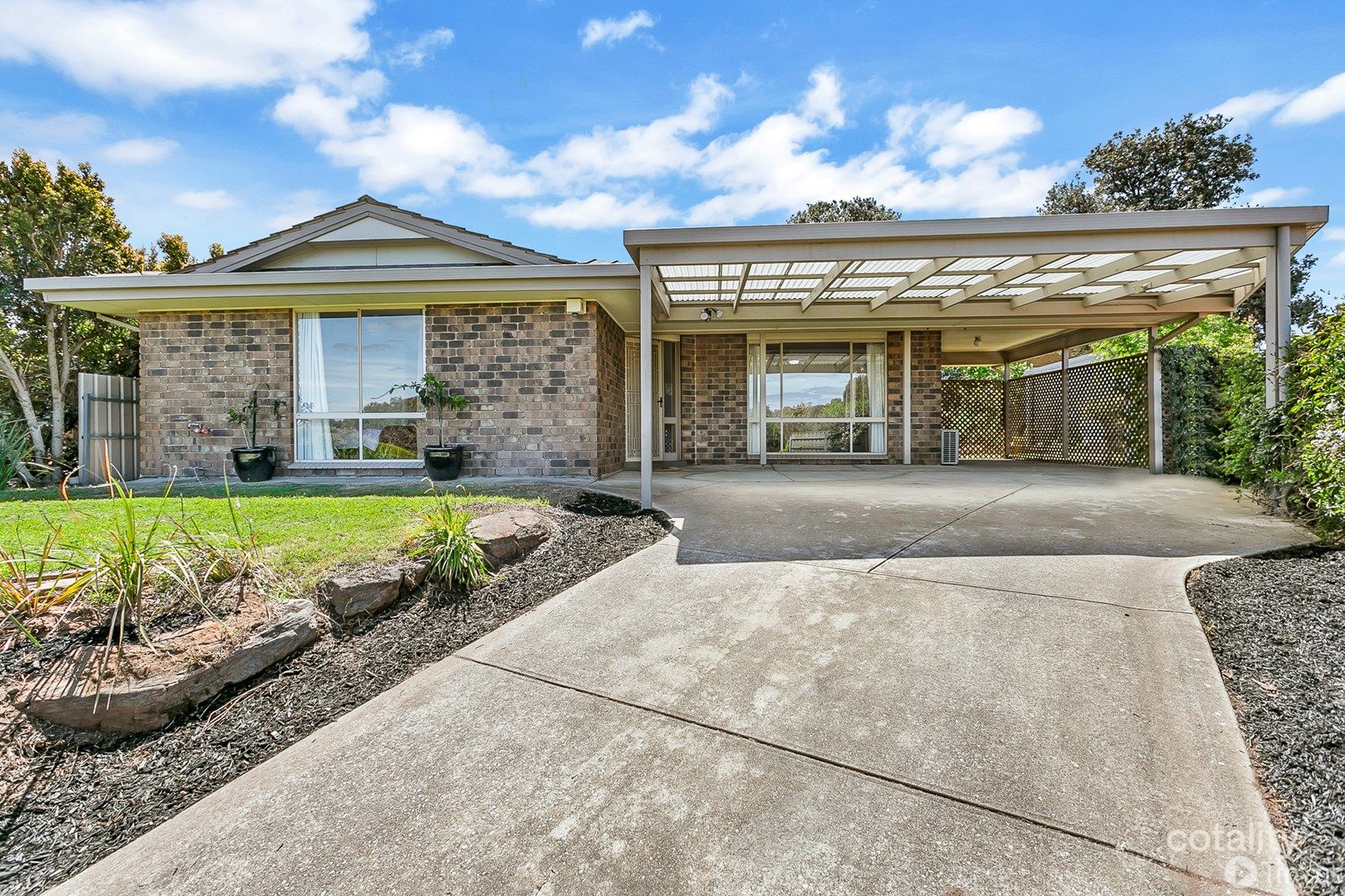 10 Aish Ct, Woodcroft, SA 5162