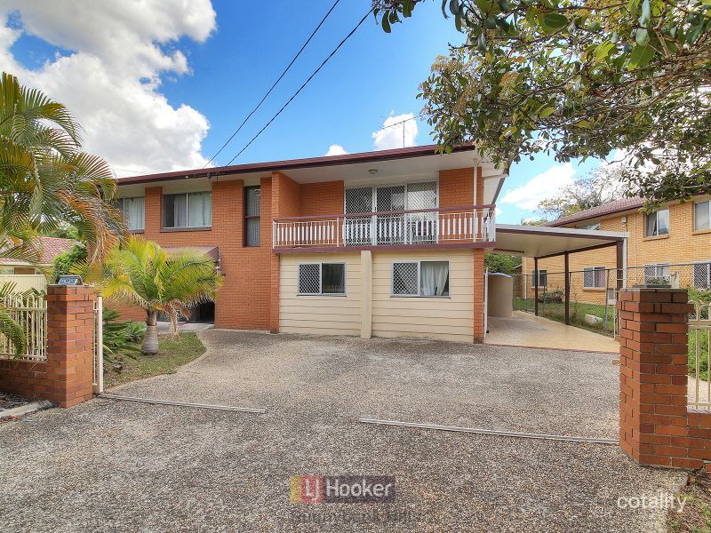 100 Springfield St, Macgregor, QLD 4109