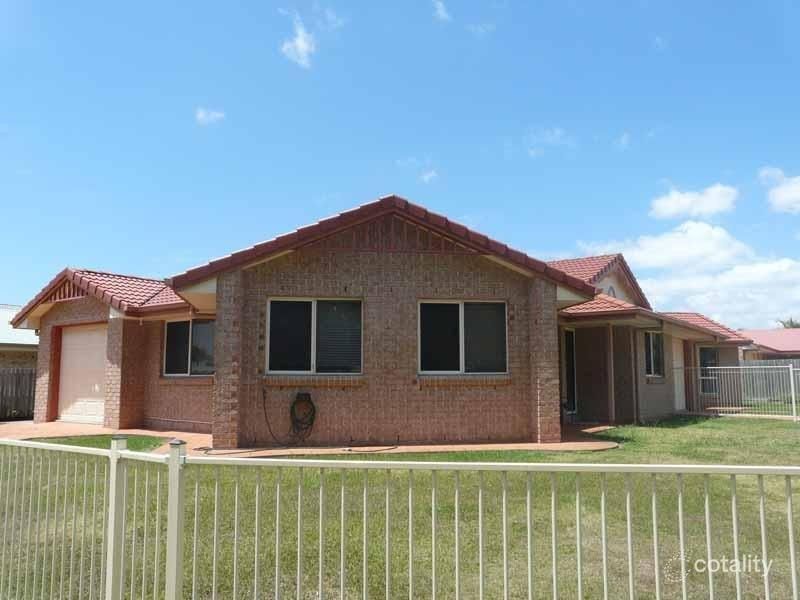 17 Tuckeroo St, Rothwell, QLD 4022