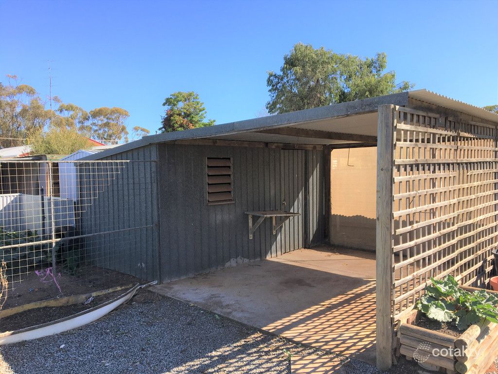 6 Fifth St, Cleve, SA 5640