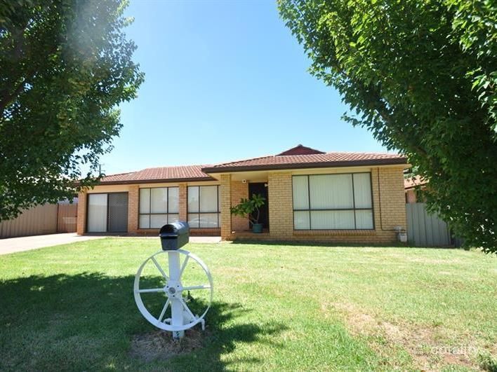 4 Wilson St, Dubbo, NSW 2830