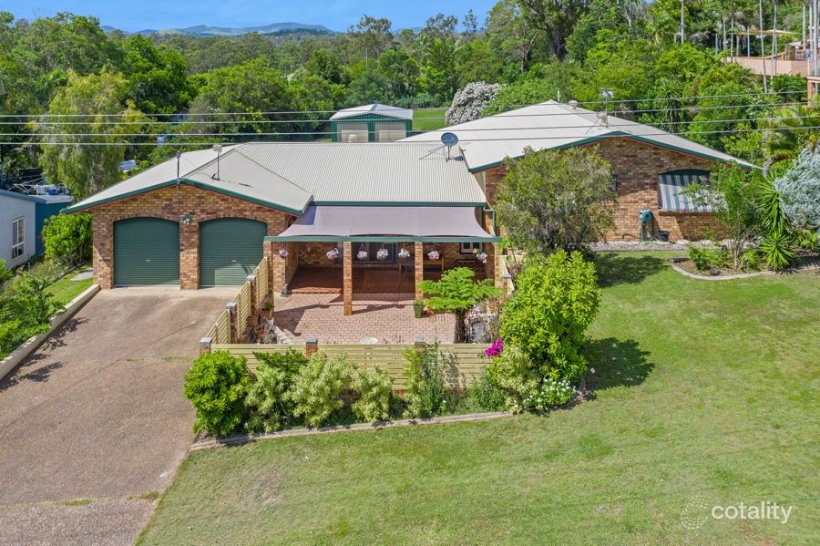 9 Luckona Ct, Southside, QLD 4570
