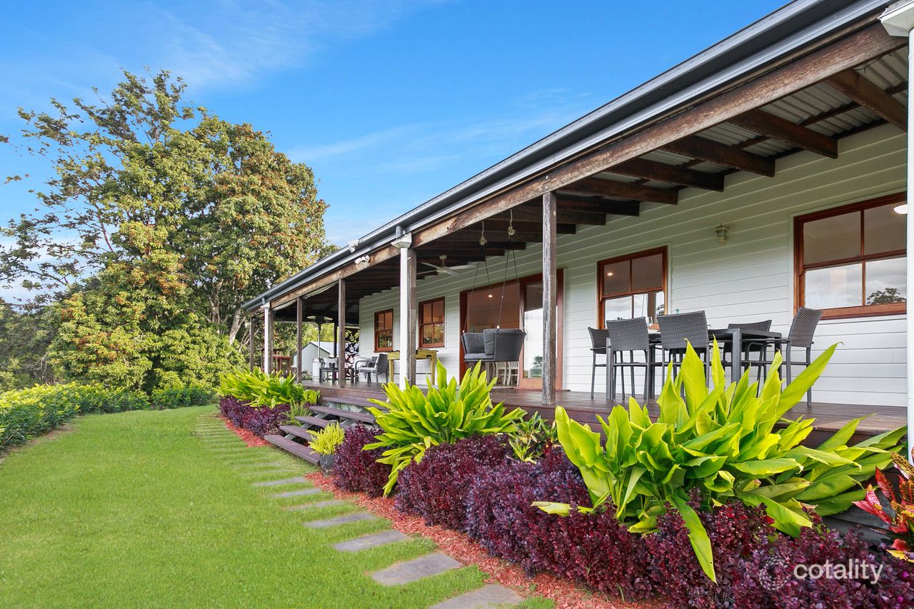 83 Dobson Rd, Clear Mountain, QLD 4500