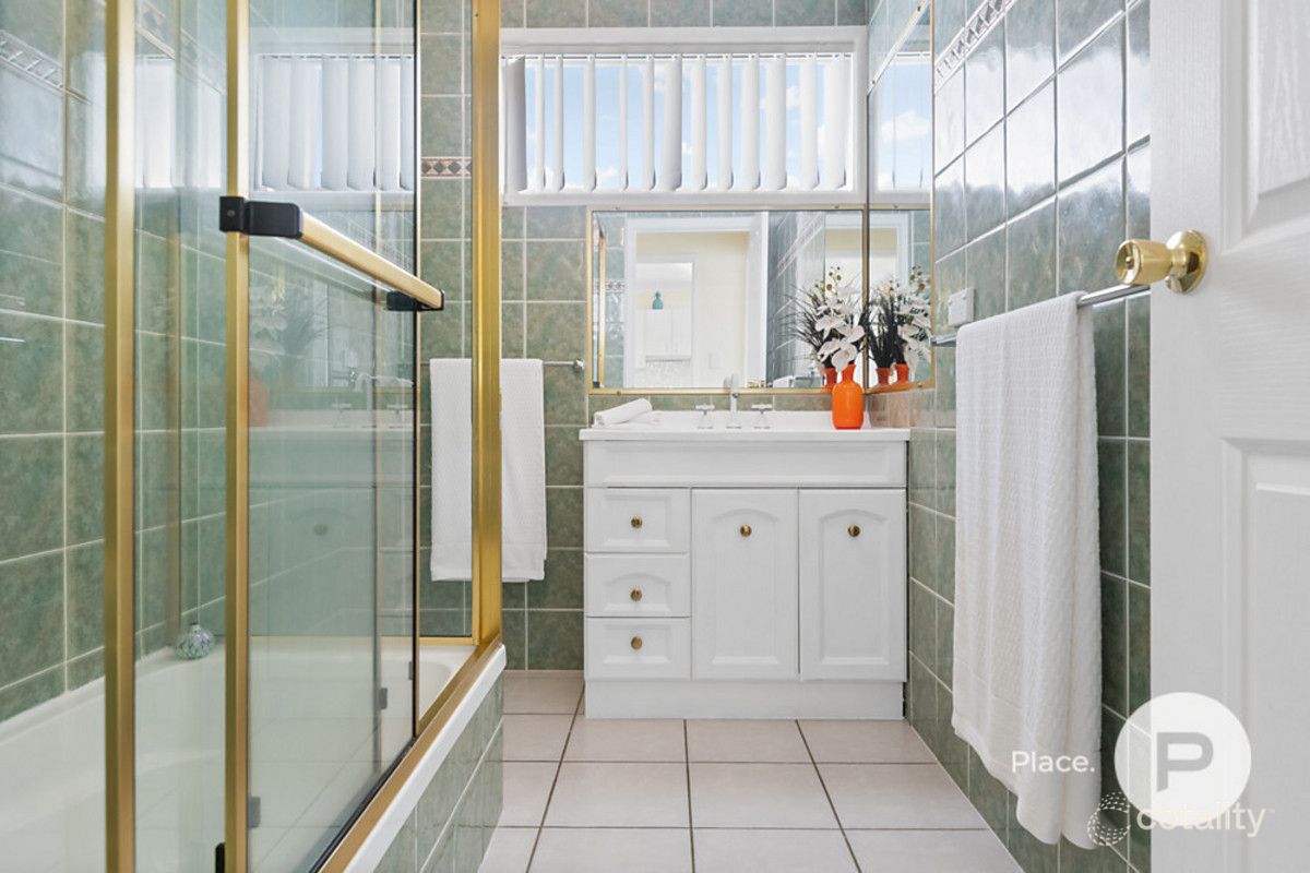 35a Newdegate St, Greenslopes, QLD 4120